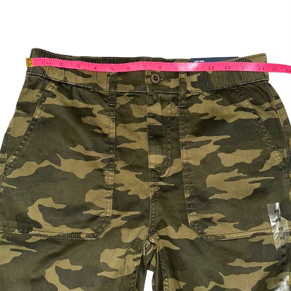 NWT American Eagle AE Low Rise Ex Boyfriend Camo Pant Size XS - Picture 12 of 16